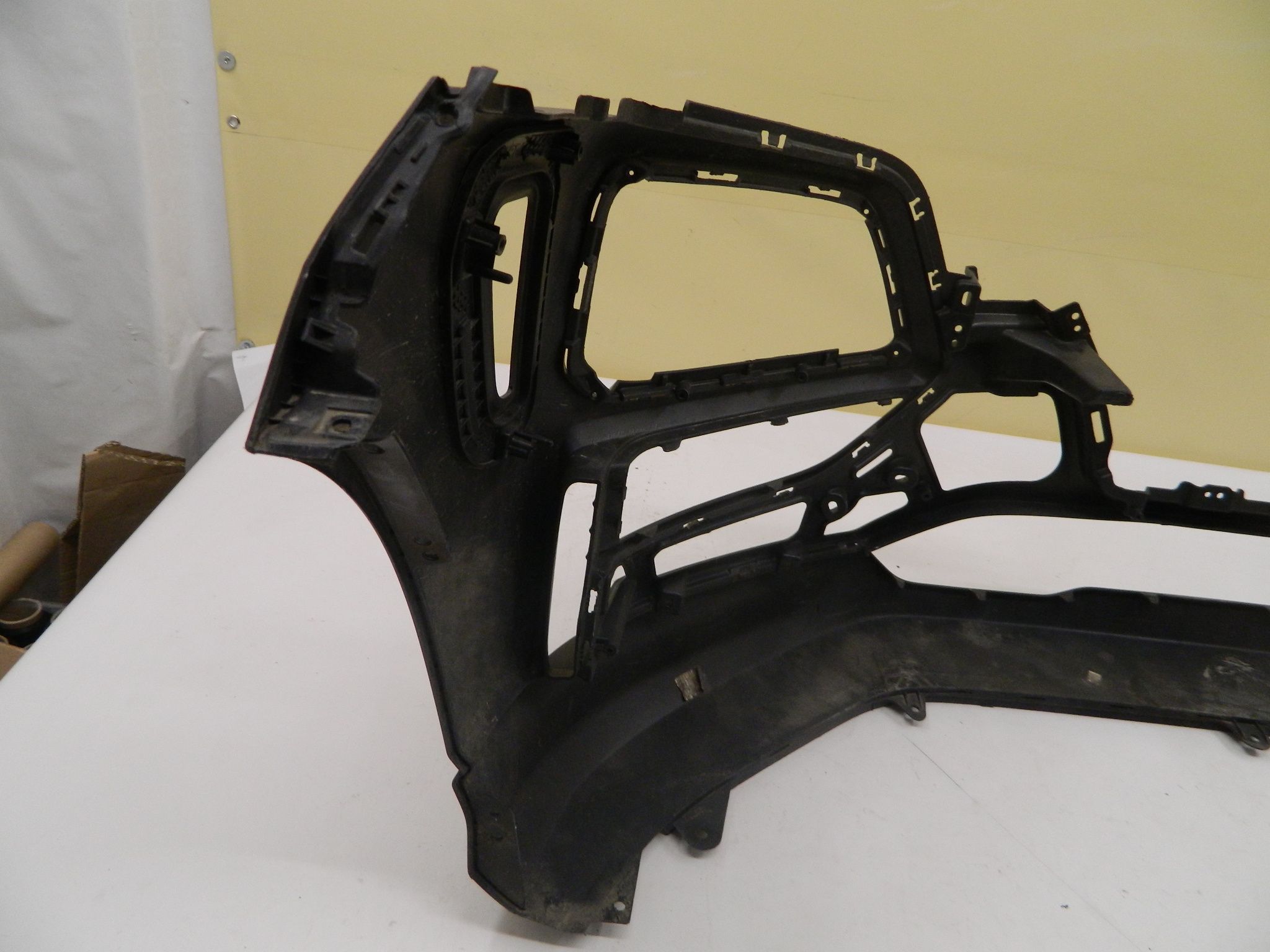 0819ce408545e31057a8ed2aaba15bb9-hyundai_kona_i_door_control_unit_module.jpg