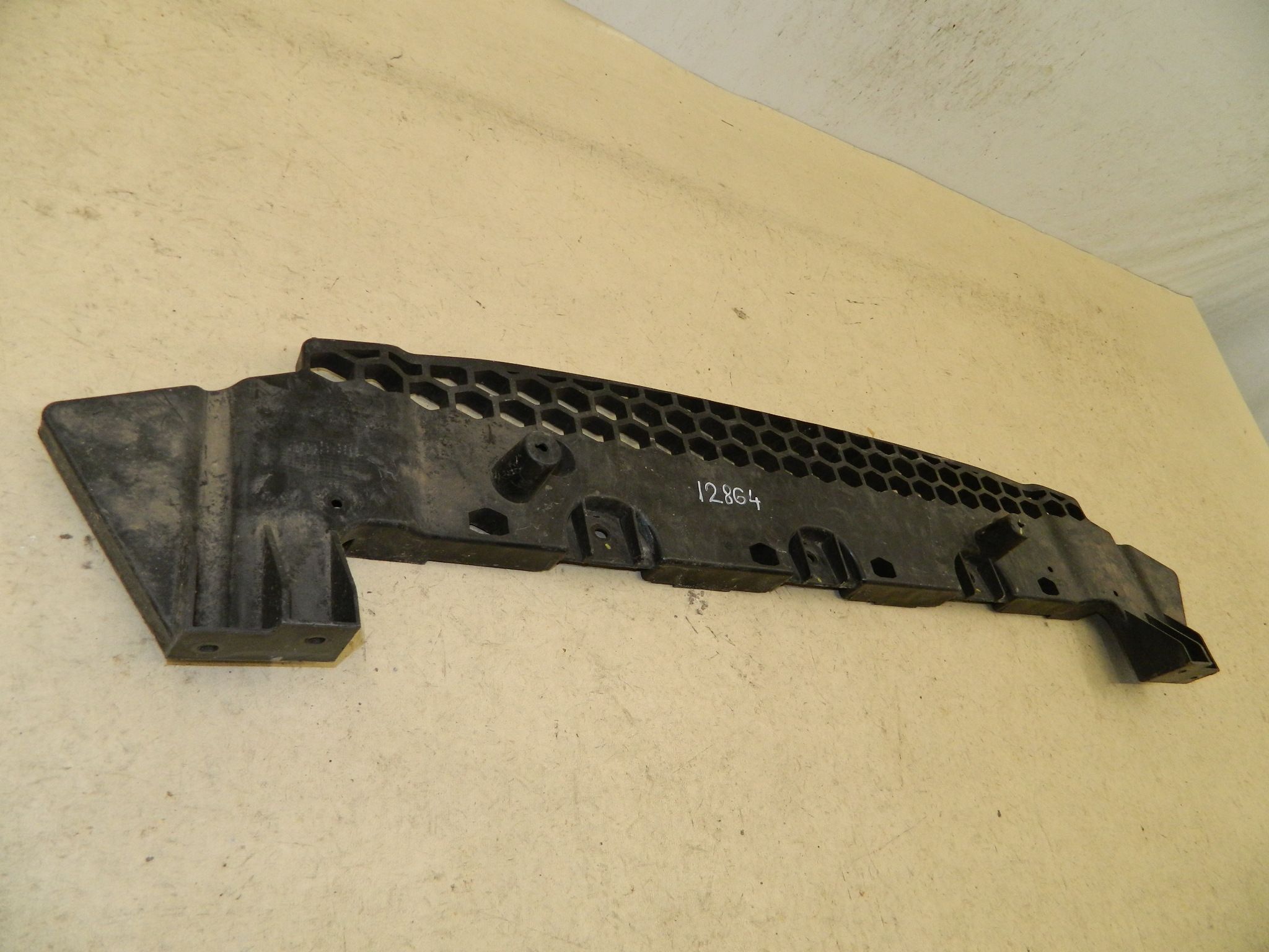 98e2dbc16bf3509a305f9f1223c3b570-citroen_c5_front_control_arm.jpg