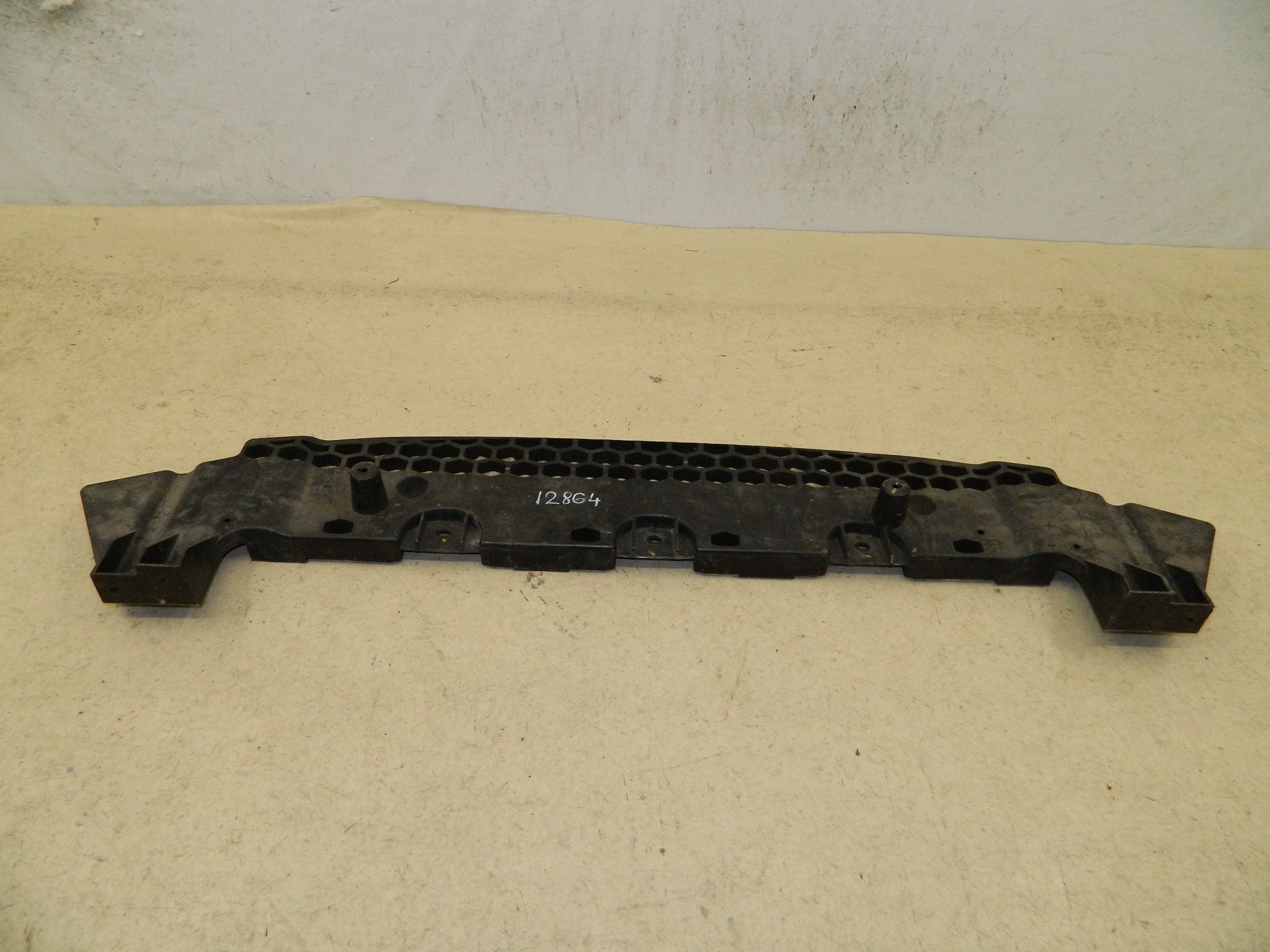 bca6e8d07bd8c289524c6b8bad8d7dd5-citroen_c5_front_control_arm.jpg