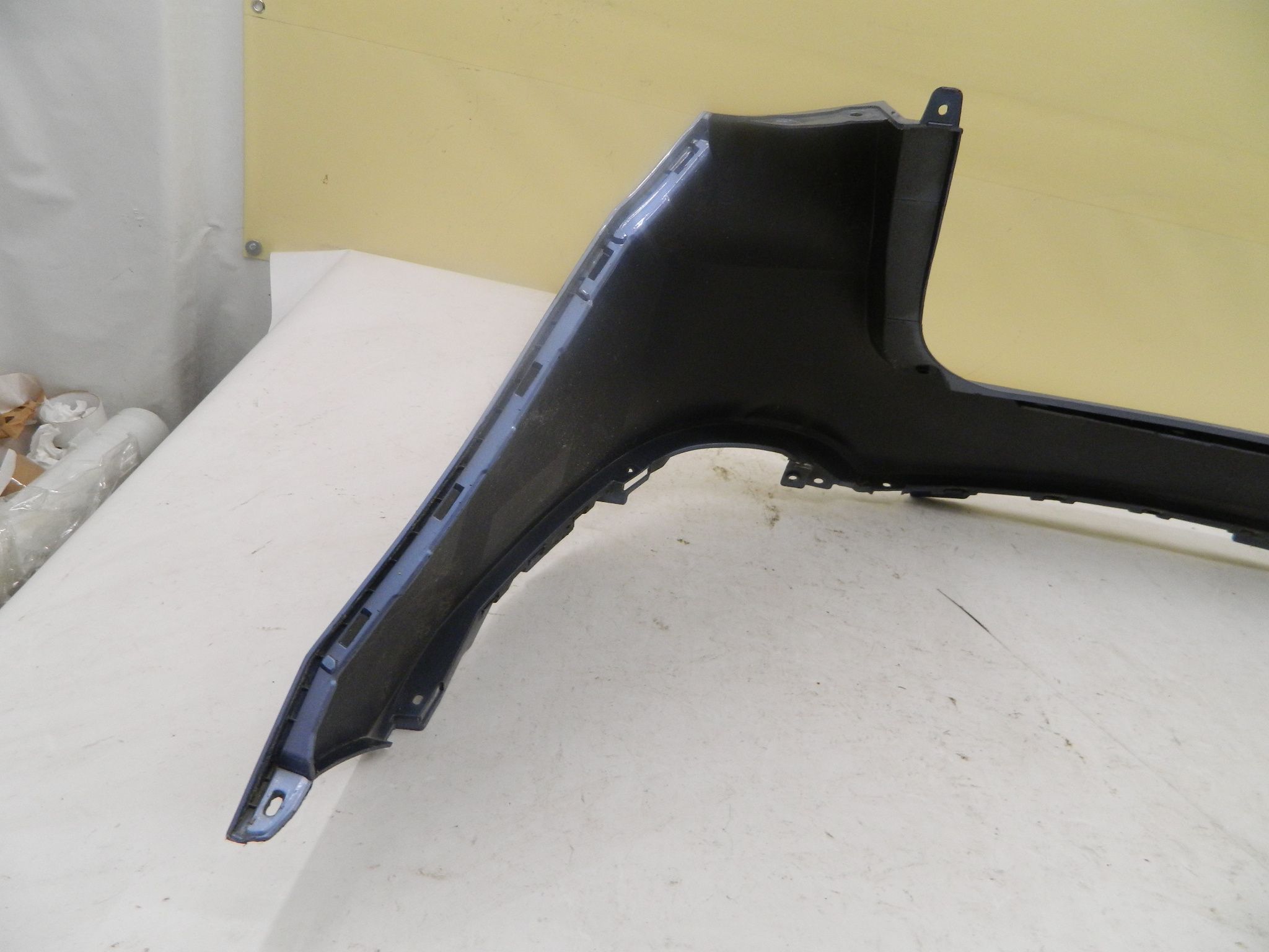 fb16e43b3155552bc41db6b483cd1dc8-hyundai_ix35_coolant_expansion_tank_reservoir.jpg