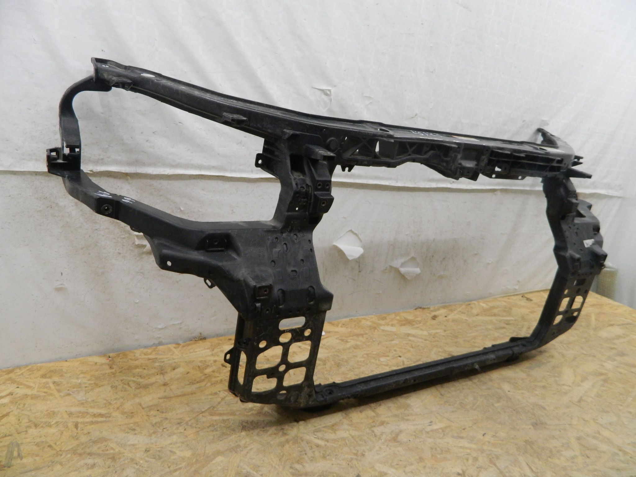 fc53de36acda55c481f28879c56ef456-hyundai_santa_fe_other_control_units_modules.jpg